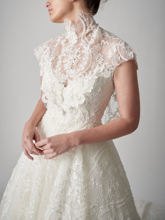 Look 17 - Annalisa Cape